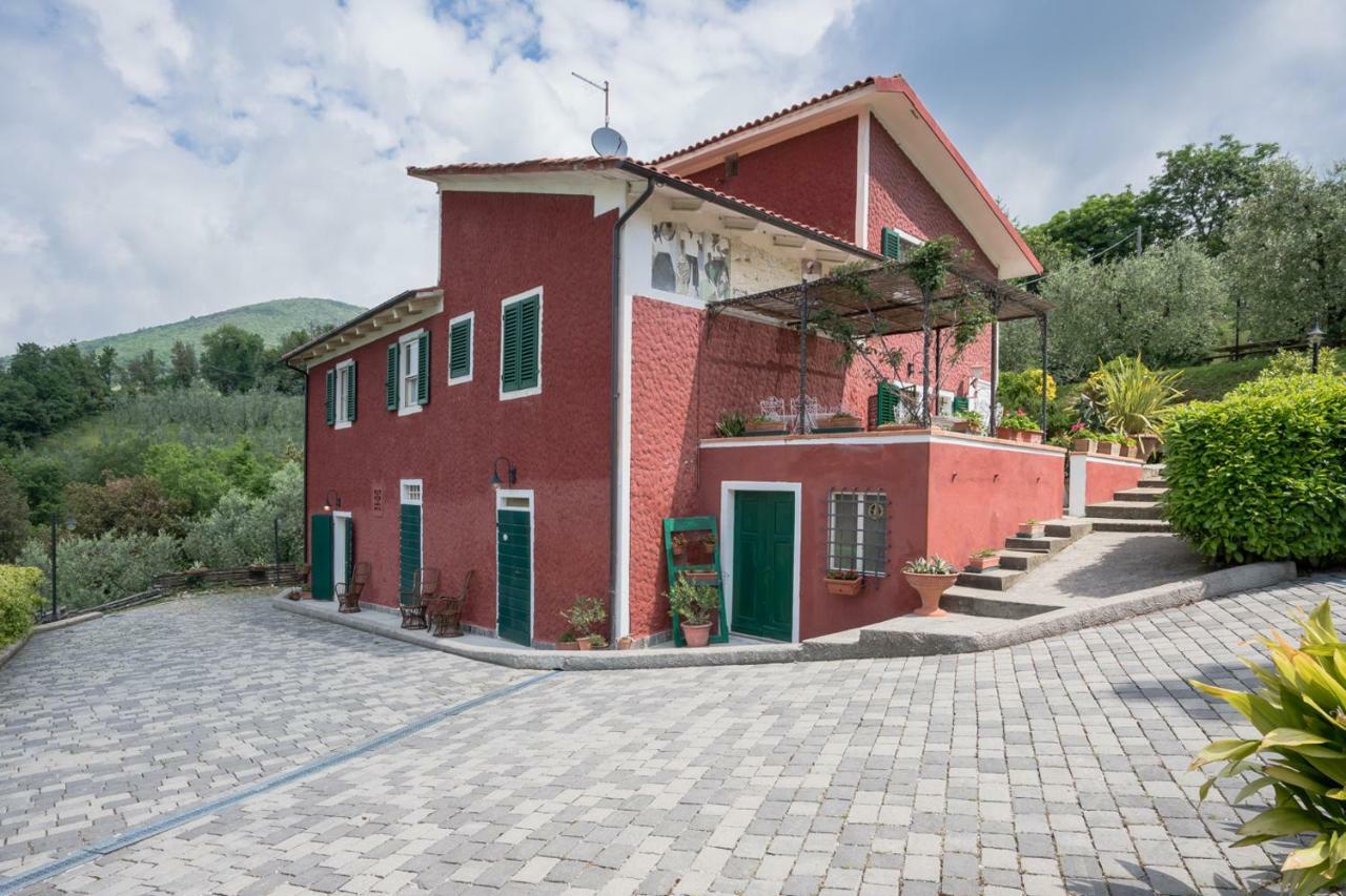 B&B Rosso Baccara Montevettolini Buitenkant foto