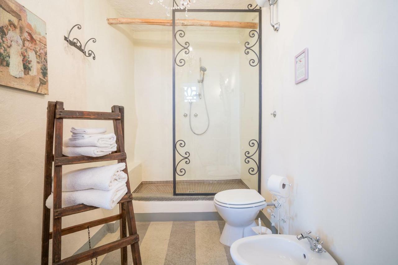B&B Rosso Baccara Montevettolini Buitenkant foto