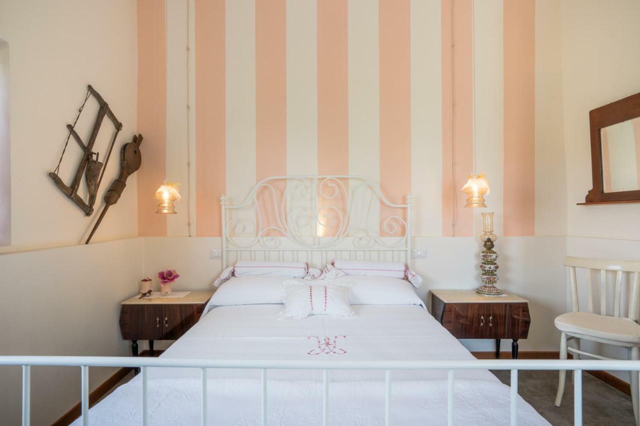 B&B Rosso Baccara Montevettolini Buitenkant foto