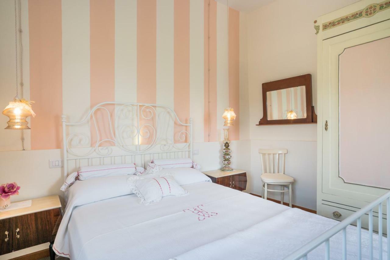B&B Rosso Baccara Montevettolini Buitenkant foto