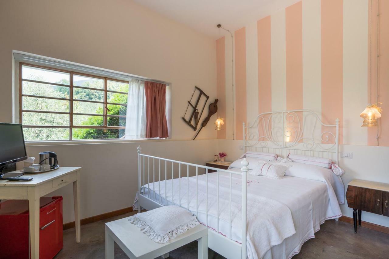 B&B Rosso Baccara Montevettolini Buitenkant foto